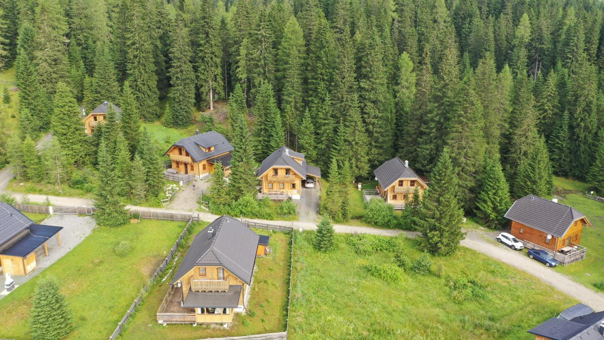 Almhaus & Almchalet Flattnitz Екстер'єр фото
