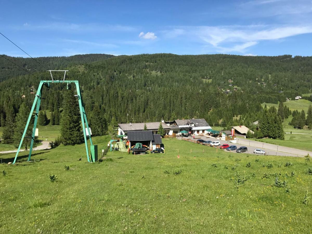 Almhaus & Almchalet Flattnitz Екстер'єр фото