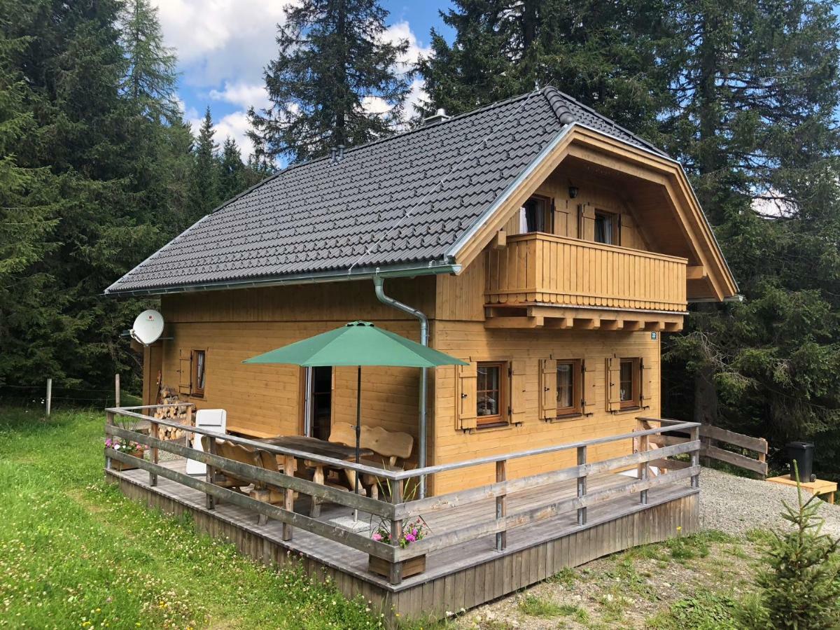 Almhaus & Almchalet Flattnitz Екстер'єр фото